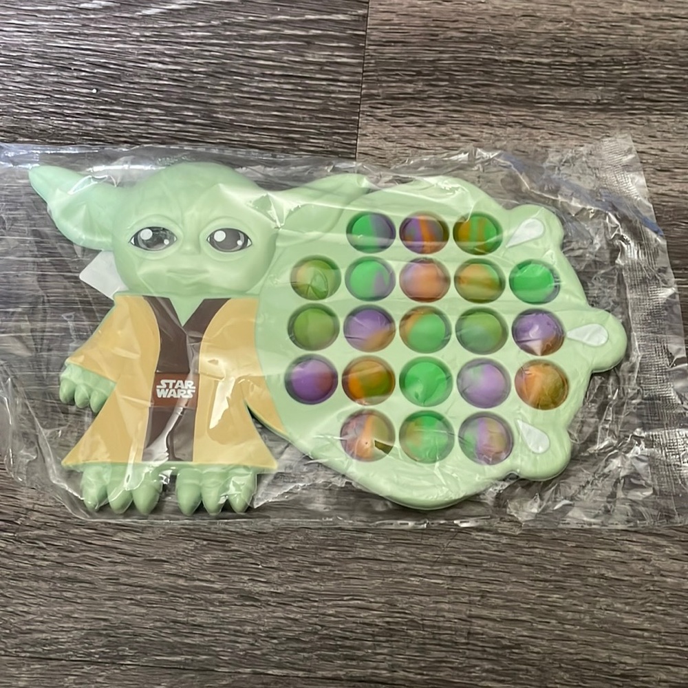 Yoda popit fidget multi color pops green base color